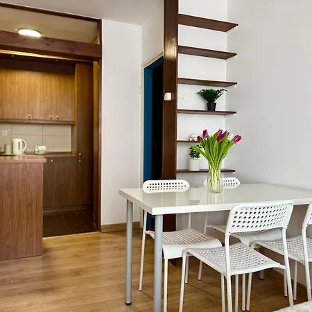 Apartmán K22 Al. Niepodleglosci -wierzbno