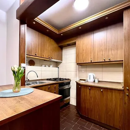 K22 Al. Niepodleglosci -wierzbno Apartamento *