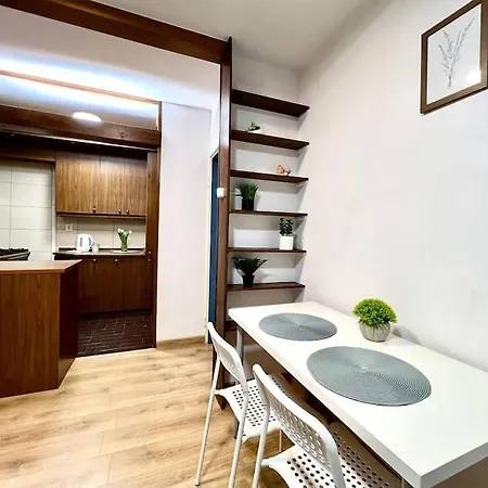 Apartament K22 Al. Niepodleglosci -wierzbno